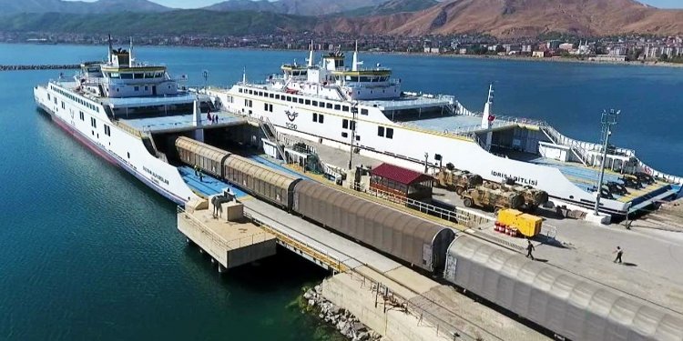 TÜRKİYE’NİN EN BÜYÜK FERİBOTLARI 2020’DE 500 BİN TON YÜK TAŞIDI