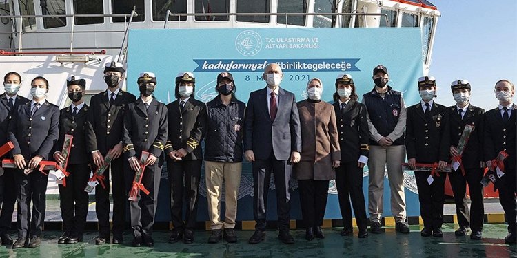 DENİZCİLİKTE KADIN İSTİHDAMINI ARTIRMA YOLUNDA ANLAMLI İMZA