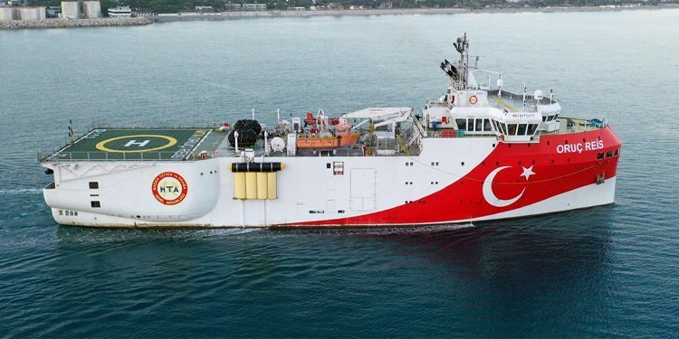 MTA, ORUÇ REİS GEMİSİNİN İŞLETMESİ İÇİN İHALEYE ÇIKIYOR