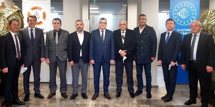KOSDER’DEN KIYI EMNİYETİ VE KARADENİZ MOU’YA ZİYARET