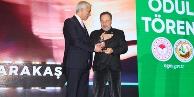 GÖKHAN KARAKAŞ’A ”EN ÇEVRECİ GAZETECİ” ÖDÜLÜ