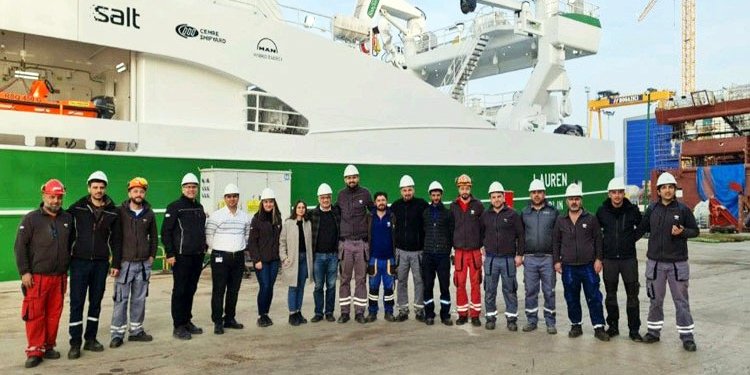 CEMRE TERSANESİ, BALIKÇI GEMİSİ LAUREN’İ TESLİM ETTİ