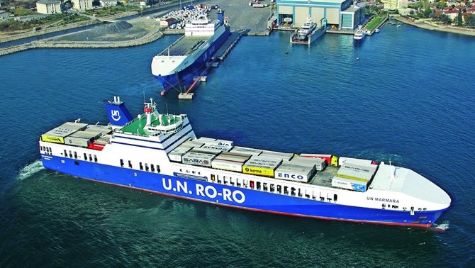 DÜNYANIN EN BÜYÜK RO-RO GEMİSİ İLK SEFERİNE BAŞLADI