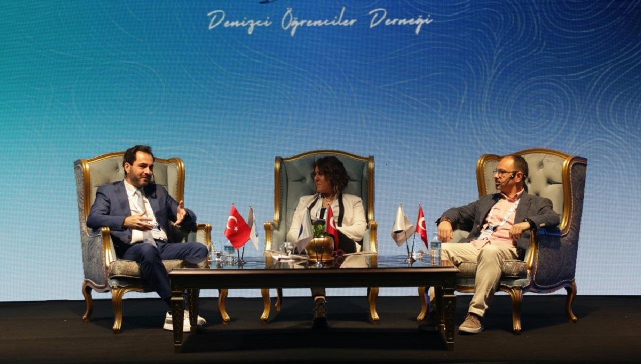 22. ULUSAL DENİZKIZI KONGRESİ’NDE ZABİTLİKTE BAŞARILI OLMAK PANELİ DÜZENLENDİ