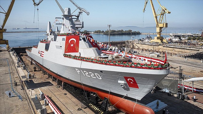 KARAKOL GEMİLERİ TCG AKHİSAR VE TCG KOÇHİSAR DENİZE İNDİRİLDİ