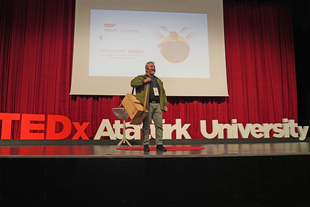 AVS Global Yönetim Kurulu Başkanı Abdülvahit Şimşek, TEDx Atatürk Üniversitesi Etkinliğinde İlham Verdi