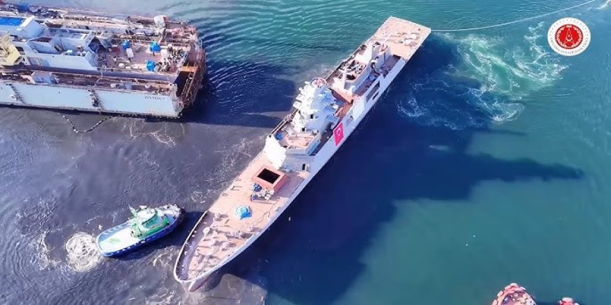 MİLGEM İSTİF Sınıfı Fırkateynlerden TCG İzmir ve TCG İzmit Denize İndirildi