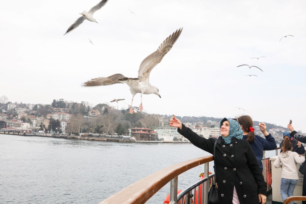 Şehir Hatları’ndan 10 bin kişiye ücretsiz boğaz turu