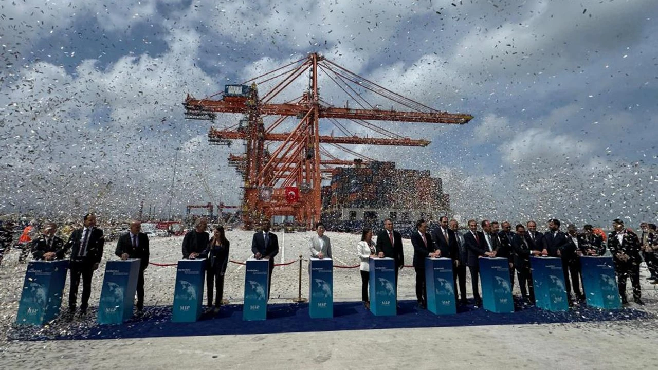 450 milyon dolarlık dev yatırım: Mersin Limanı yeni terminaliyle hizmette