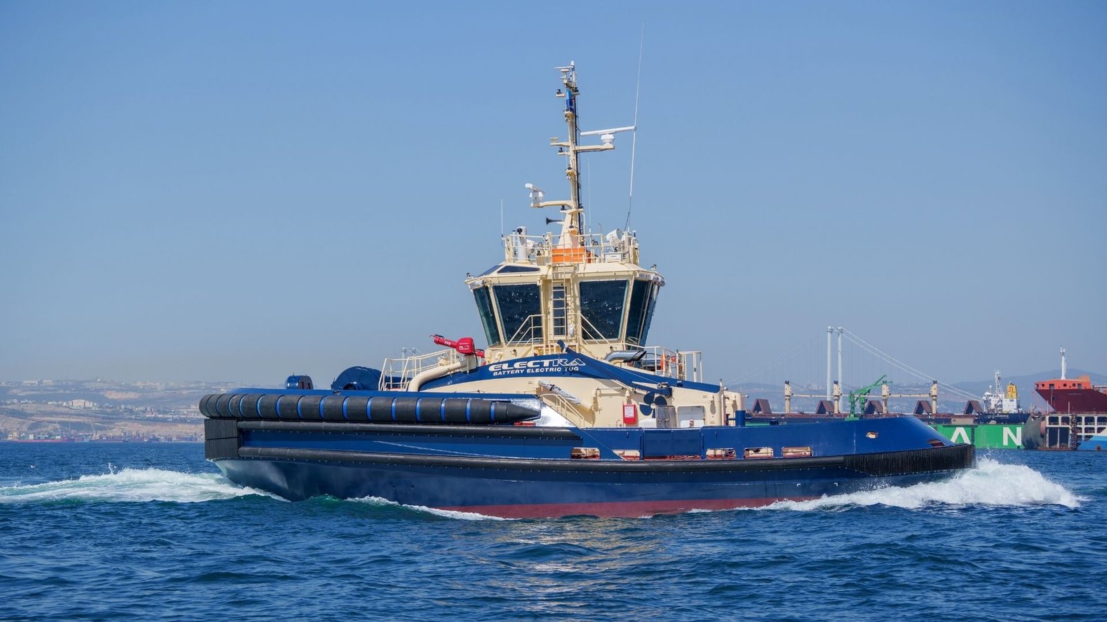 Sanmar, Svitzer’e tam elektrikli römorkör teslim etti