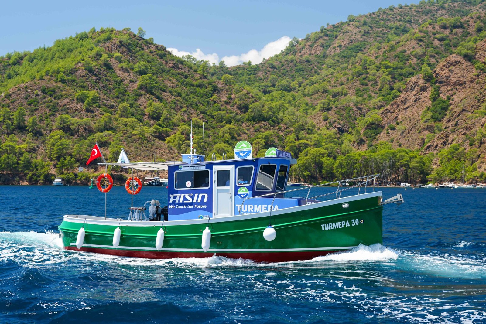 TURMEPA 30. YIL atık alım teknesi denize indirildi
