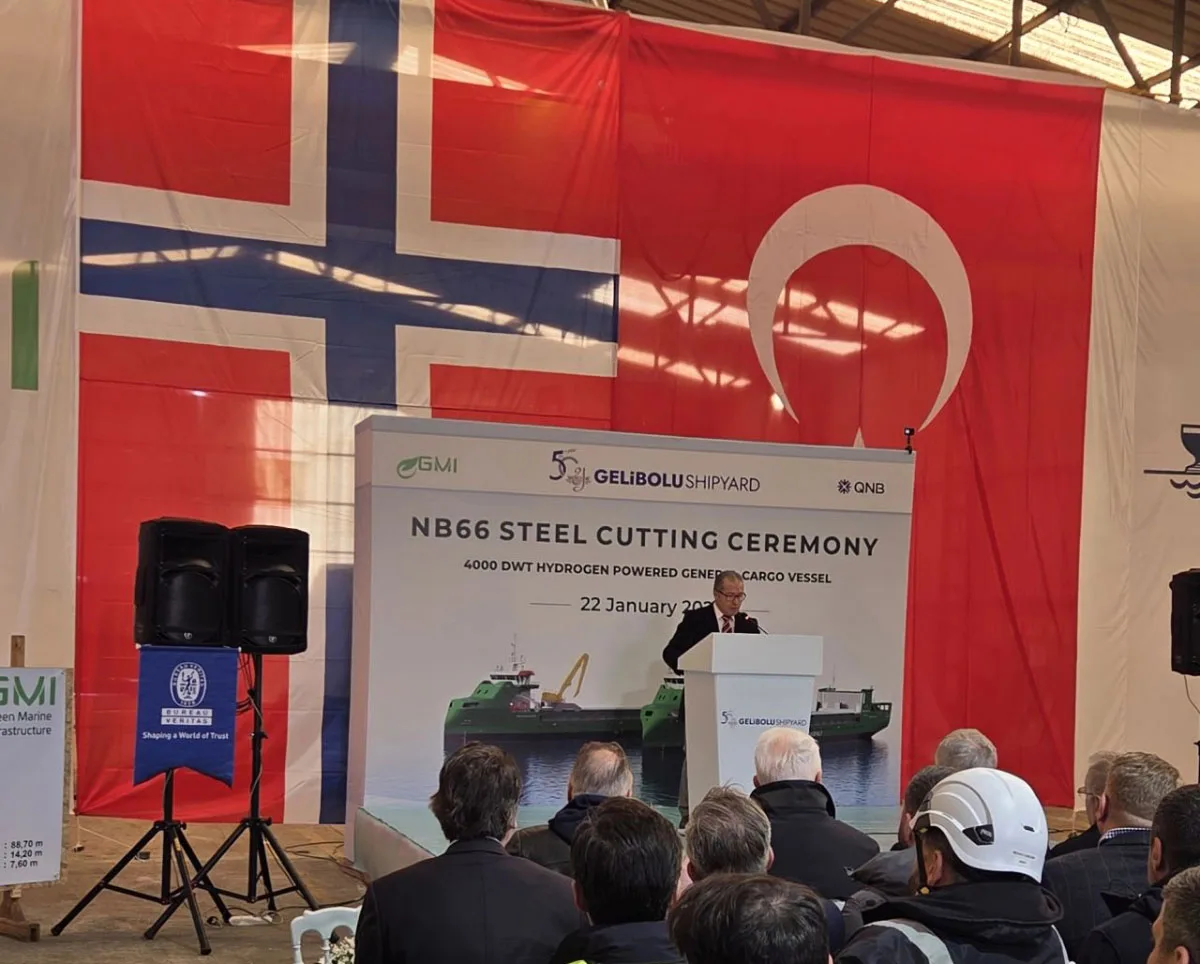Gelibolu Tersanesi’nde kargo gemileri için sac kesimi yapıldı