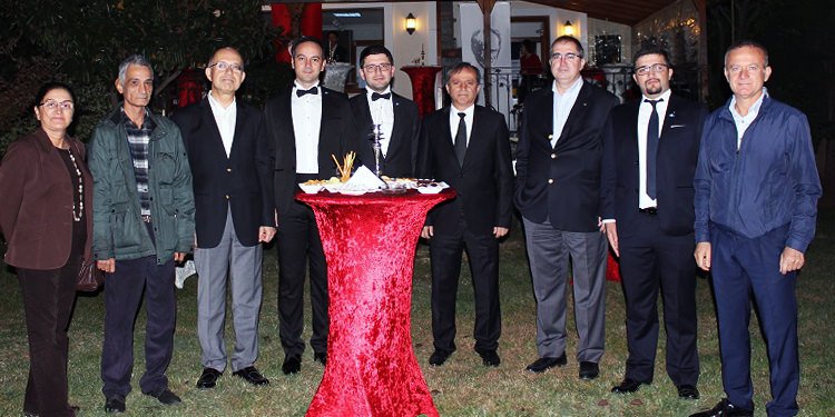 GMO’DAN CUMHURİYET KOKTEYLİ