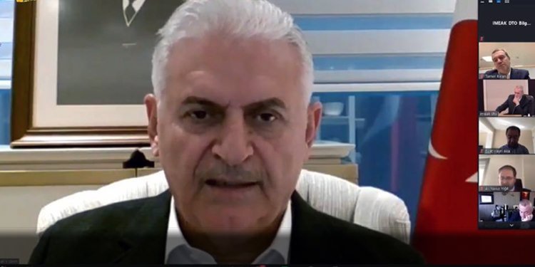 ”TÜRKİYE BU KRİZDEN BİR FIRSAT PENCERESİ AÇABİLİR”