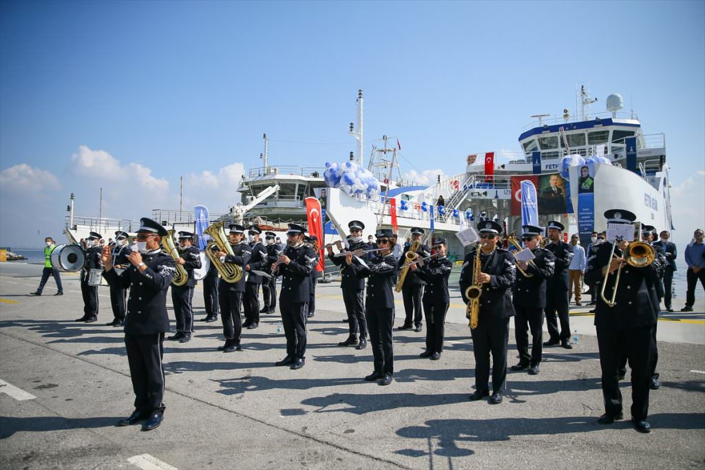 FETHİ SEKİN FERİBOTU İZDENİZ BÜNYESİNDE HİZMETE GİRDİ 5 2