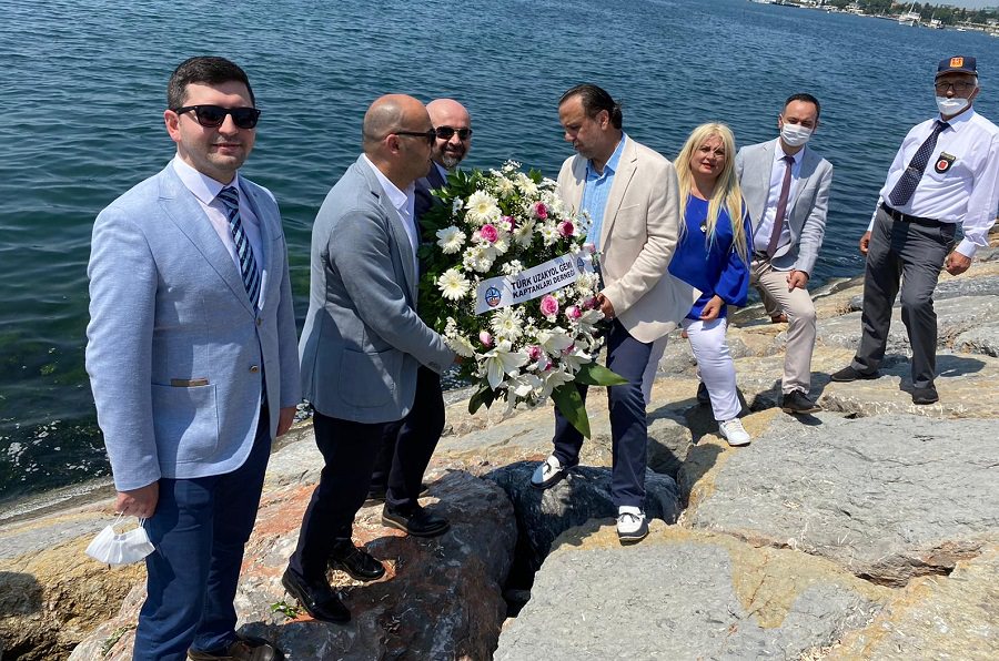 TUZLA’DA DENİZCİLER 1 TEMMUZ DENİZCİLİK VE KABOTAJ BAYRAMI’NI KUTLADI 5 4