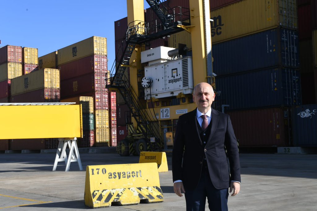 BAKAN KARAİSMAİLOĞLU ASYAPORT'U ZİYARET ETTİ 3 A2