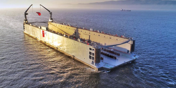 ASKERİ YÜZER HAVUZ TÖRENLE HİZMETE ALINDI 1 ASKERİ YÜZER HAVUZ TÖRENLE HİZMETE ALINDI