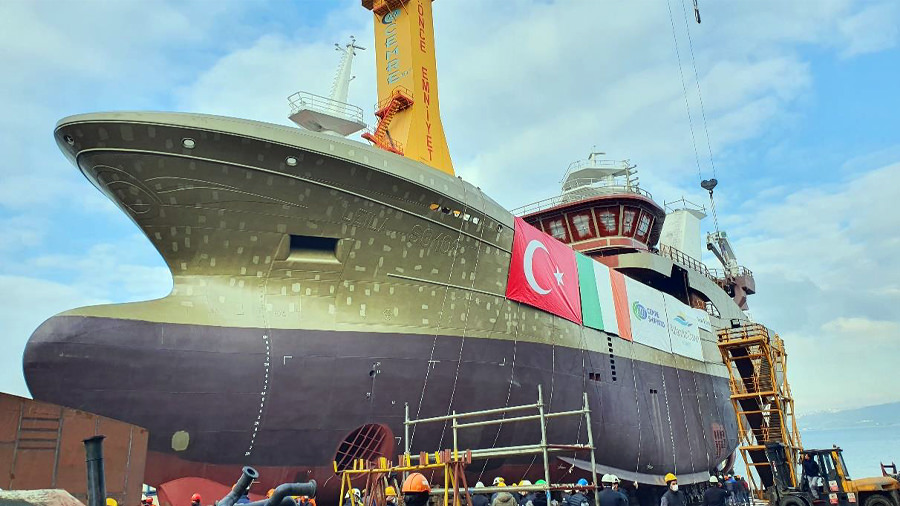 CEMRE TERSANESİ, LEILA’YI SUYA İNDİRDİ 2 cemretersanesi cemreshipyard leila gemiinsa tersane 2