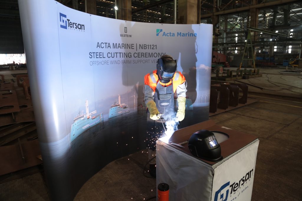 TERSAN TERSANESİ ACTA MARINE İÇİN İNŞA ETTİĞİ SERVİS DESTEK GEMİSİ İÇİN ÇELİK KESTİ 2 ters kesim