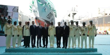 DEARSAN, NİJERYA’NIN İLK AÇIK DENİZ KARAKOL GEMİSİNİ SUYA İNDİRDİ