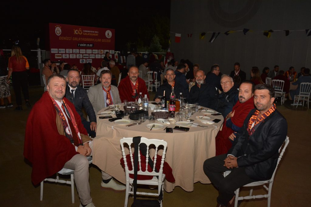 DENİZCİ GALATASARAYLILAR, KALAMIŞ'TA BİR ARAYA GELDİ 6 DSC 3664