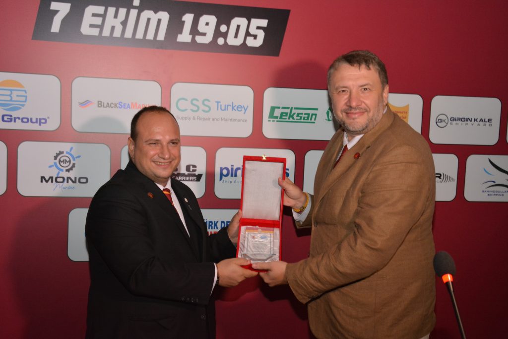 DENİZCİ GALATASARAYLILAR, KALAMIŞ'TA BİR ARAYA GELDİ 4 DSC 3744