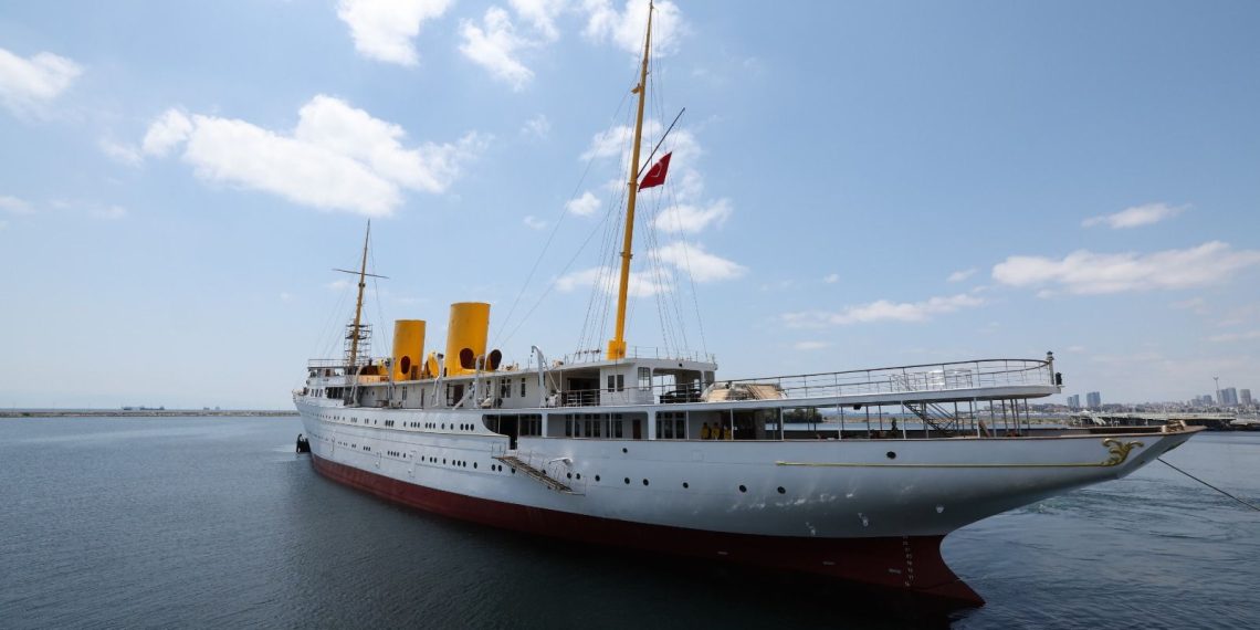 TCG Savarona yeniden açık denizlerde 1 TCG Savarona yeniden açık denizlerde