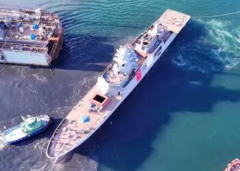 TCG İzmir And TCG İzmit, MİLGEM ISTIF Class Frigates, Were Launched 11 MİLGEM İSTİF Sınıfı Fırkateynlerden TCG İzmir ve TCG İzmit Denize İndirildi