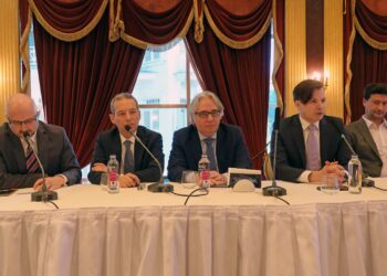 KOSDER’den “Yeni Yılda Küresel Ekonomi ve Denizcilik Piyasaları” Paneli 6 KOSDER’den “Yeni Yılda Küresel Ekonomi ve Denizcilik Piyasaları” Paneli