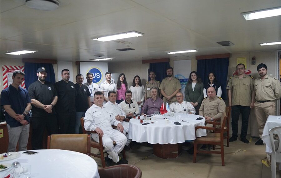 AVS’den Özel Organizasyon: MV Kıran America’da İftar ve İş Birliği 1 AVS’den Özel Organizasyon: MV Kıran America’da İftar ve İş Birliği