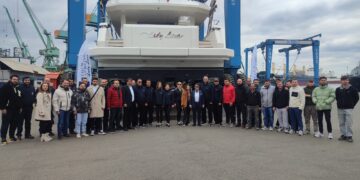 Lady Luna Mavi Yolculuğa Hazır 8 Lady Luna Mavi Yolculuğa Hazır