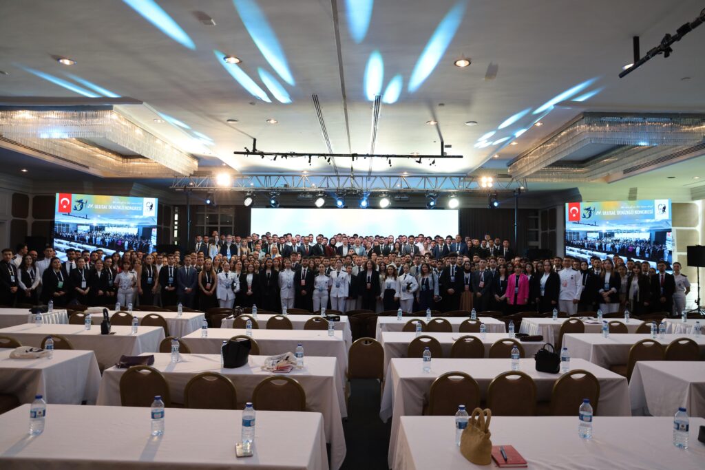 24. Ulusal Denizkızı Kongresi’nin 3. gününde öğrencilerin yoğun ilgisi dikkat çekti 5 WhatsApp Image 2025 05 16 at 12.11.34 1