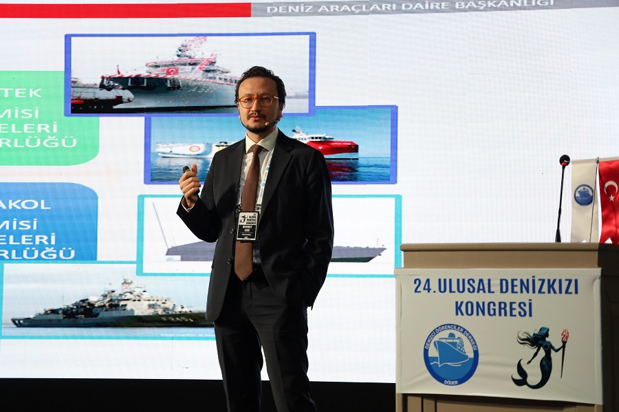 24. Ulusal Denizkızı Kongresi’nin 3. gününde öğrencilerin yoğun ilgisi dikkat çekti 4 udk2 1