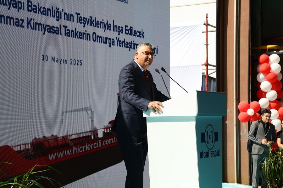 Hicri Ercili’den tarihi adım: Türkiye’nin ilk çevreci paslanmaz kimyasal tankerinin inşası başladı 2 1H1A8198