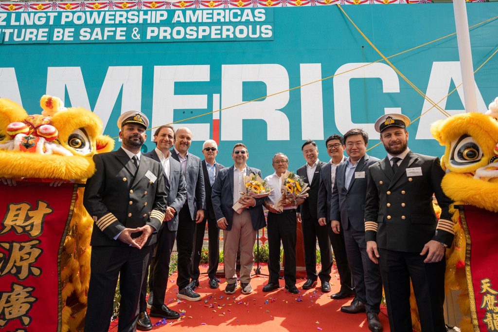 Karpowership ve Seatrium’dan yeni nesil Powership iş birliği 2 Seatrium Karpowership 140825 NamingCeremony 1