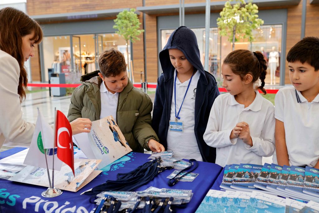 Mavi Nefes Eğitim Otobüsü 5. yılında Ayvalık’tan yola çıktı 3 4
