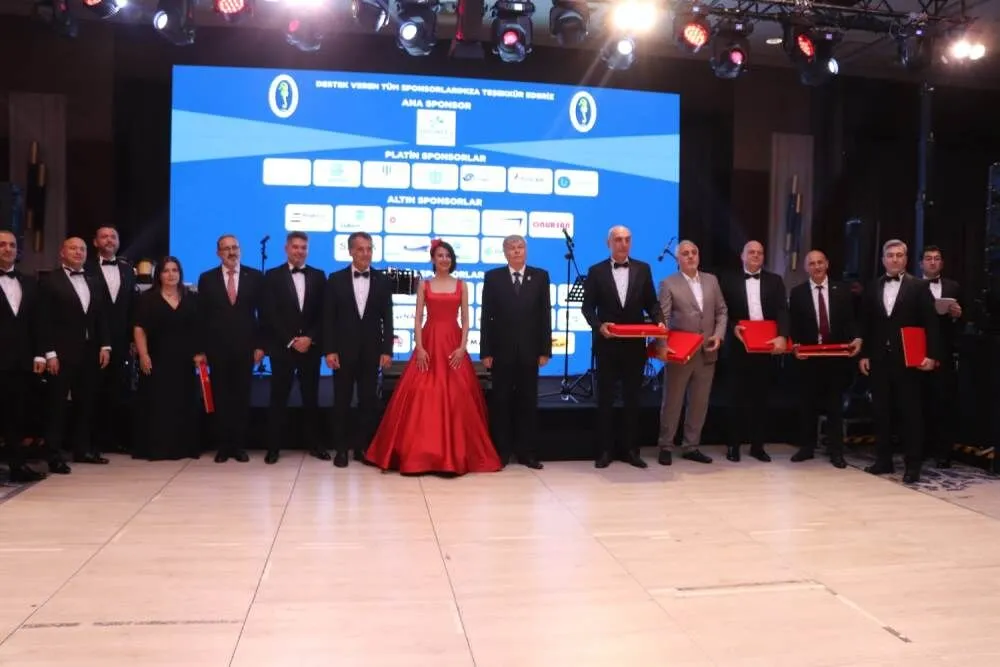 DEFAMED, Cumhuriyet’in 102. yılını baloyla kutladı 3 defamed 8 1