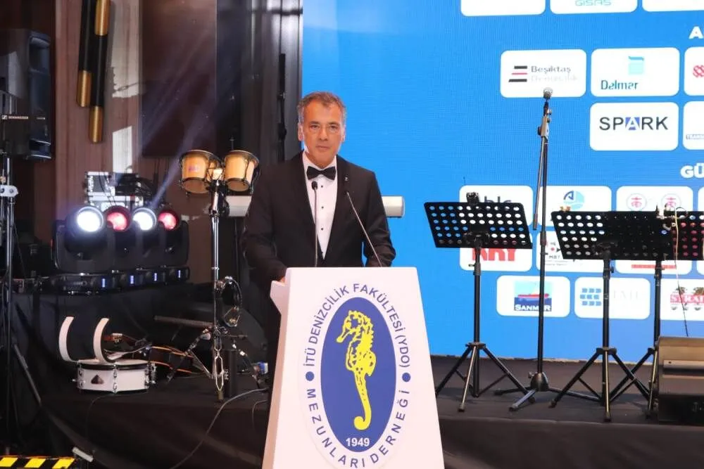 DEFAMED, Cumhuriyet’in 102. yılını baloyla kutladı 2 defamed caglar coskunsu