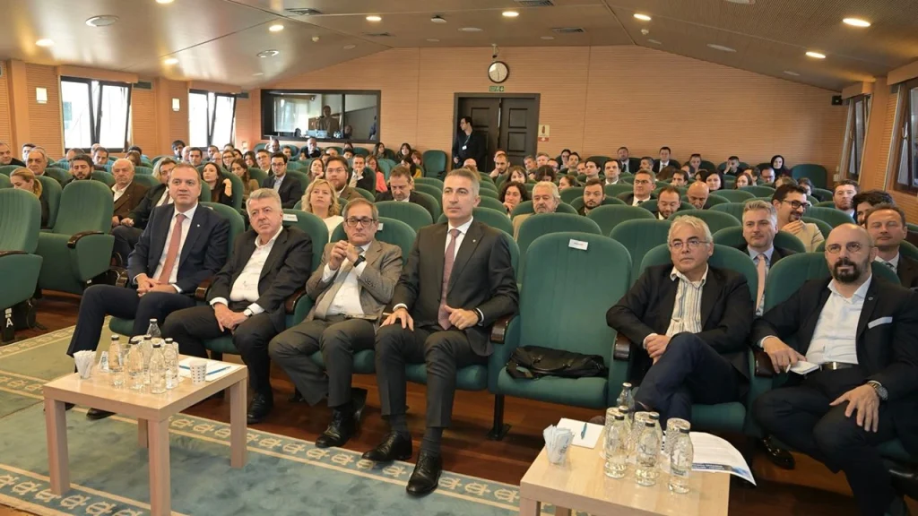 DTO, Türkiye-İngiltere Denizcilik Forumu’na ev sahipliği yaptı 2 dto forum 3
